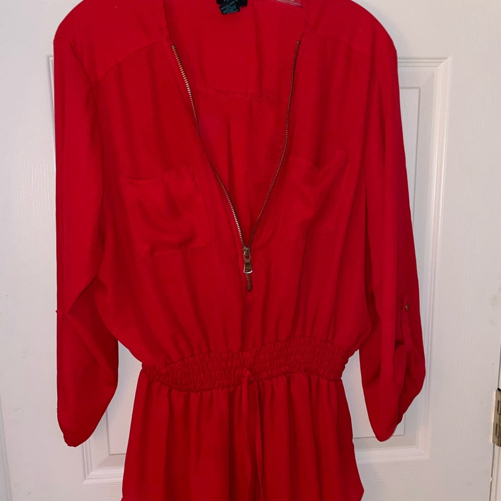 Red blouse ‼️BOGO‼️